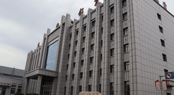 6061超厚鋁板 6-500mm 特殊工業(yè)設備專用 明泰品質穩(wěn)定